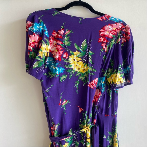 Trashy Diva Bold Bouquet Wrap Dress - Picture 9 of 10